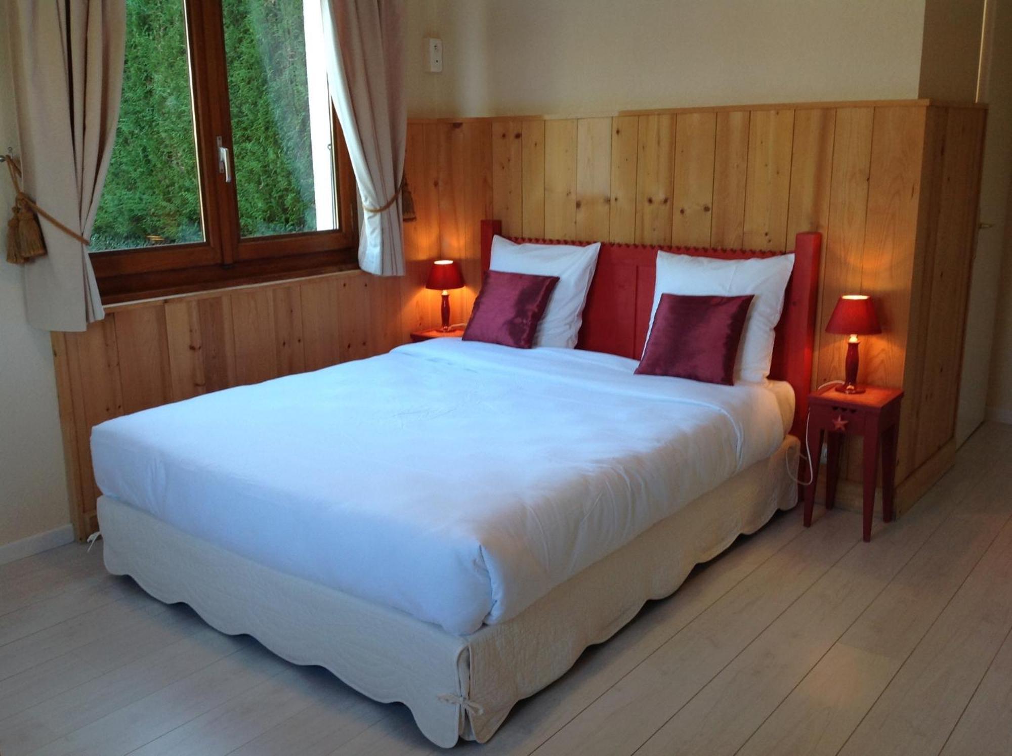 L'Oasis Hotel Evian-les-Bains Room photo